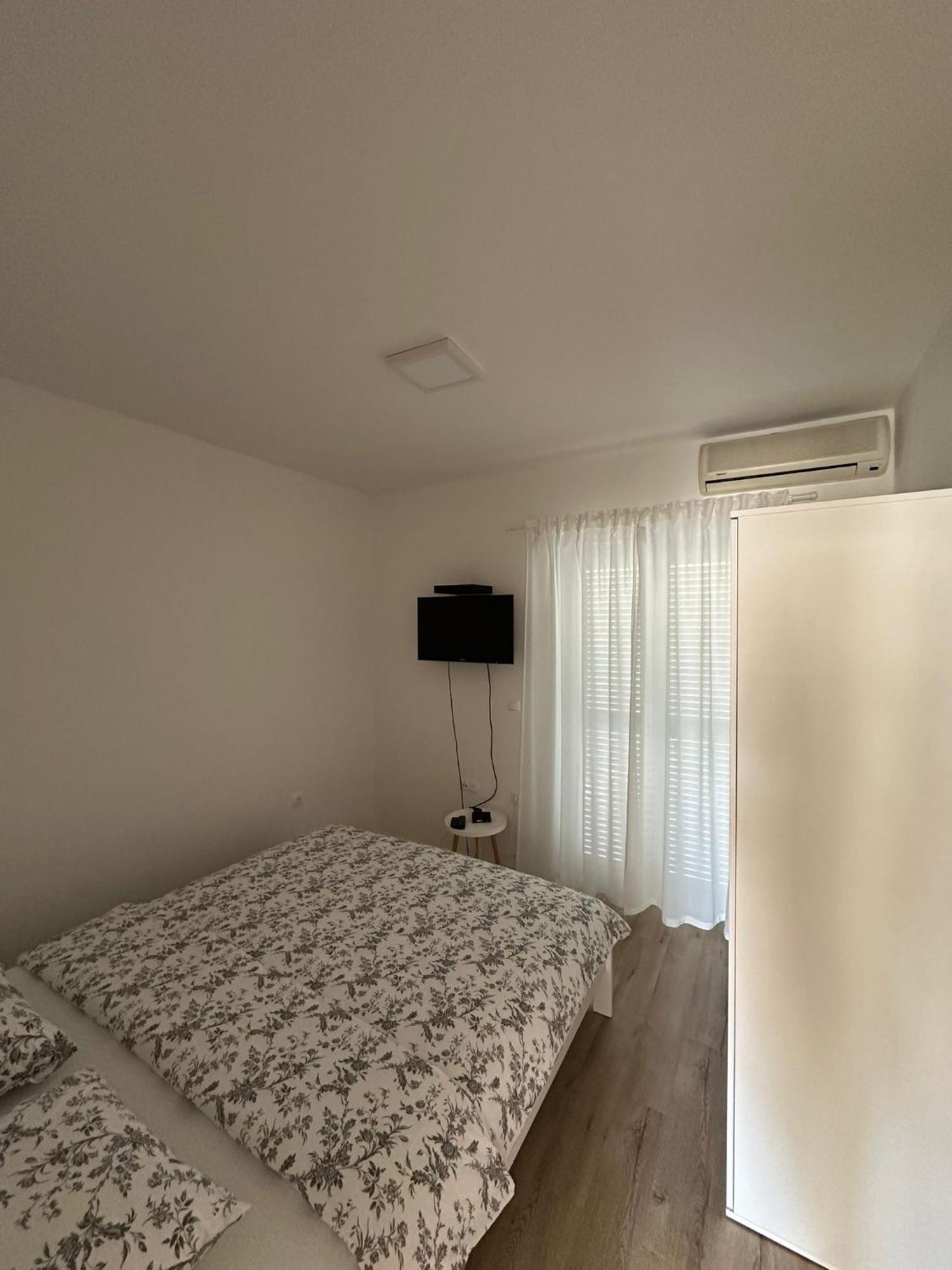 Apartments Beachwalk Heaven Milica Srima Esterno foto